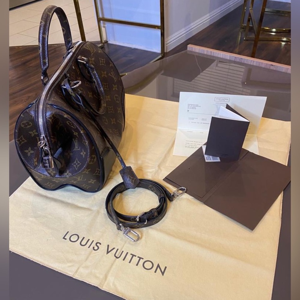 Authentic LV - Picture 2 of 6